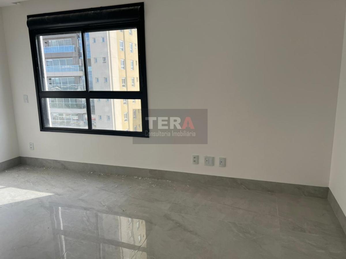 Apartamento à venda com 4 quartos, 232m² - Foto 6