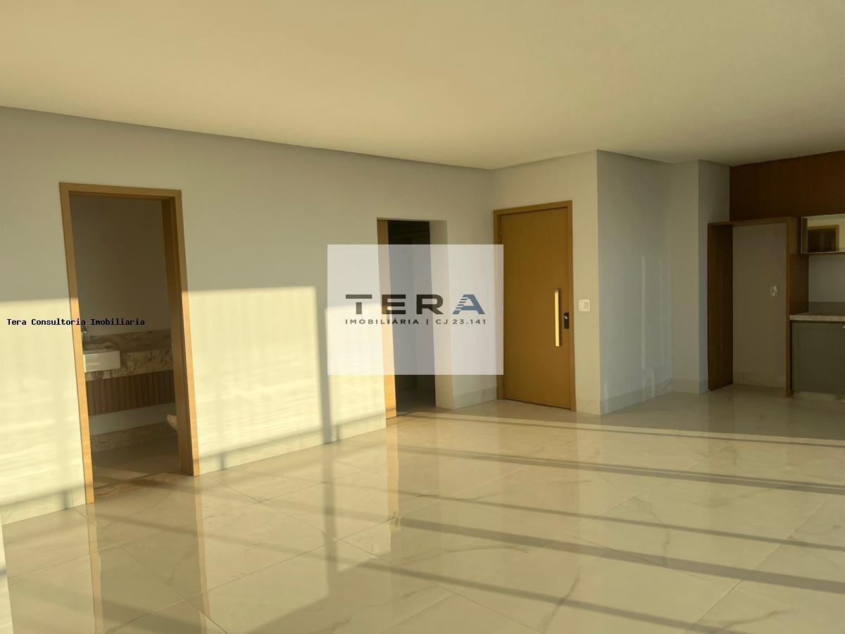 Apartamento à venda com 3 quartos, 180m² - Foto 3