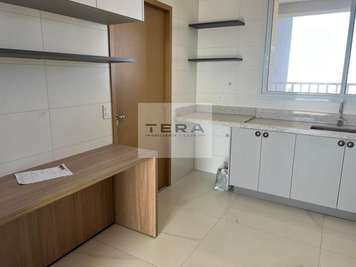 Apartamento à venda com 4 quartos, 180m² - Foto 4