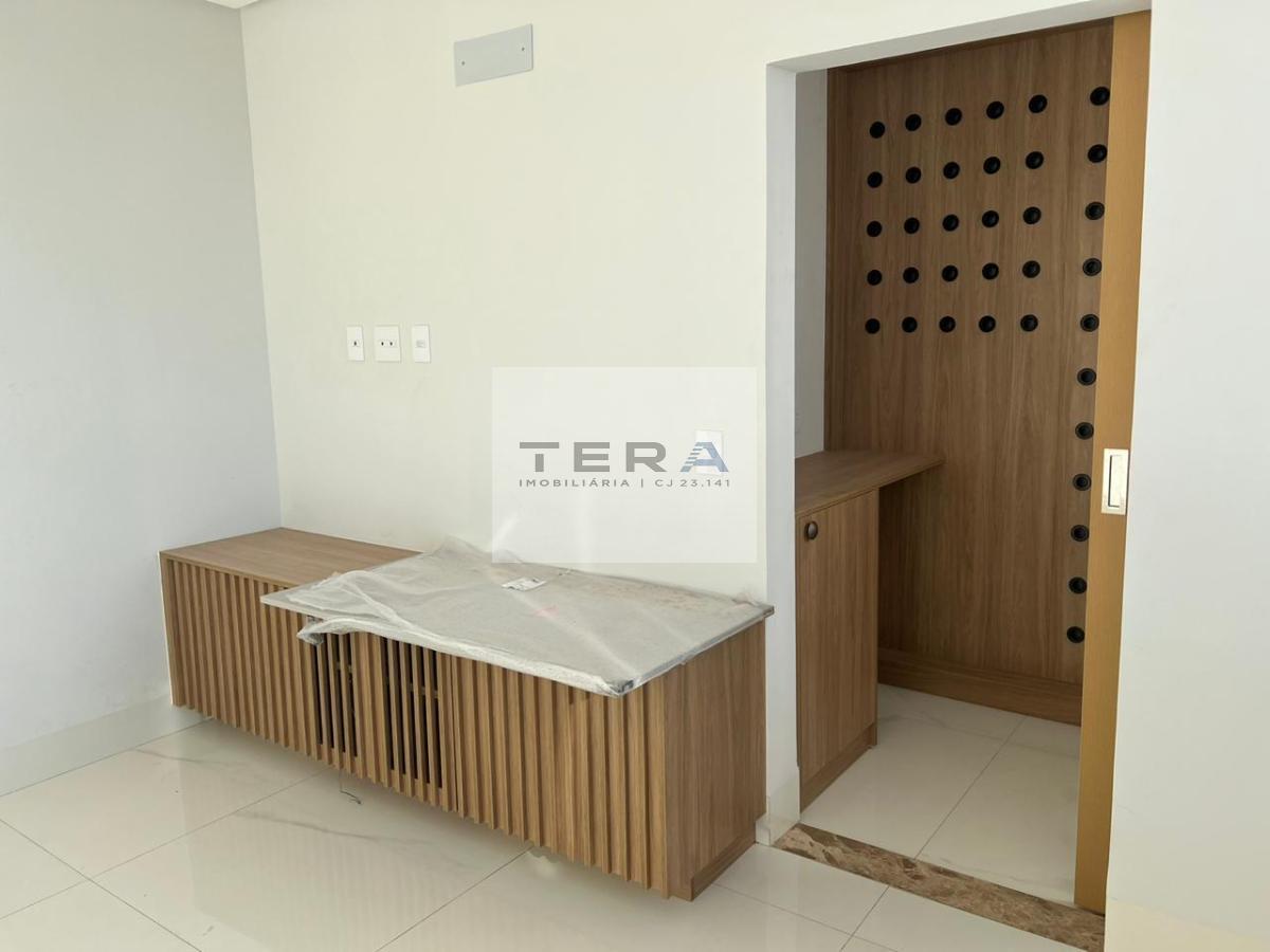 Apartamento à venda com 4 quartos, 180m² - Foto 5