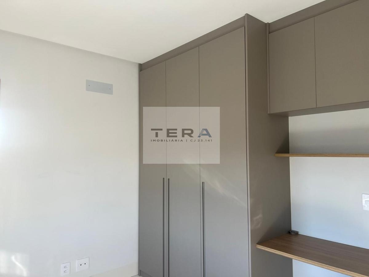 Apartamento à venda com 4 quartos, 180m² - Foto 14