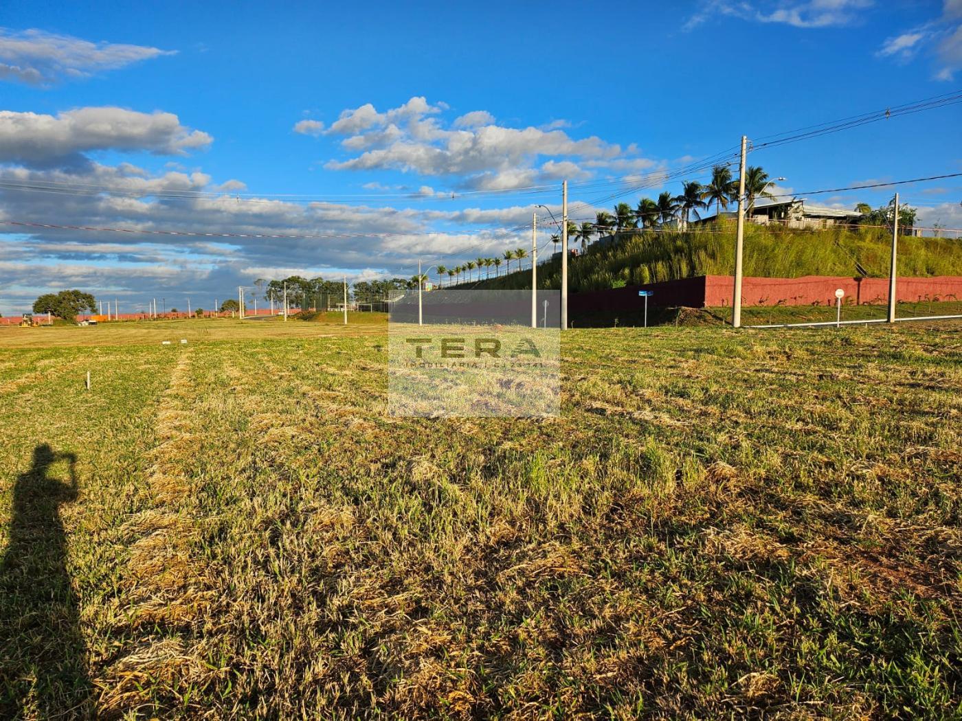 Terreno à venda, 498m² - Foto 1